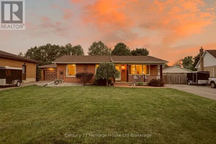 803 GLADSTONE DRIVE, Woodstock (Woodstock - North), Ontario N4S5T3
