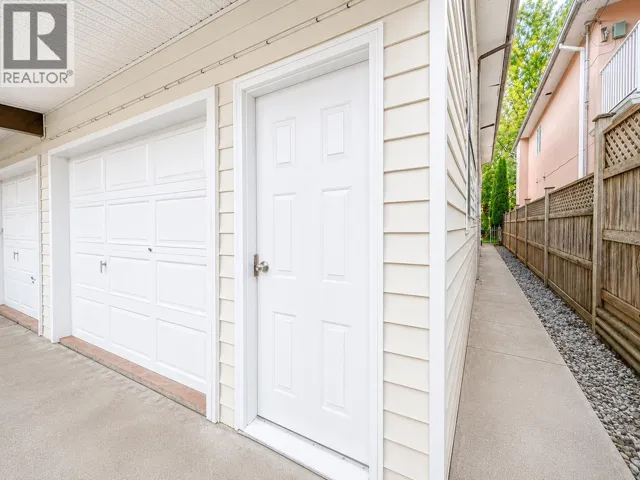 2br 5838 KERR STREET, Vancouver, British Columbia V5R4C1