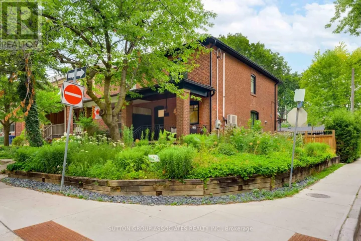 281 ARLINGTON AVENUE, Toronto (Humewood-Cedarvale), Ontario M6C2Z8