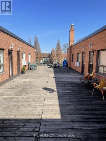 5 - 2940 DUNDAS STREET W, Toronto (Junction Area), Ontario M6P1Y8