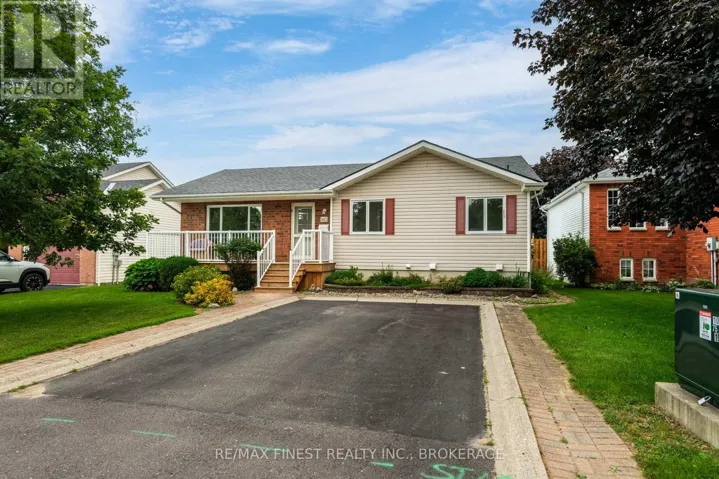 145 ELMWOOD DRIVE, Gananoque, Ontario K7G1P2
