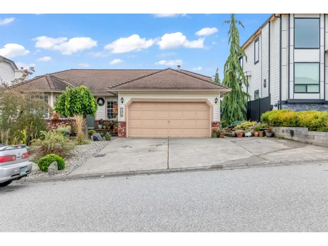 2830 CROSSLEY DRIVE, Abbotsford, British Columbia V2T5H4