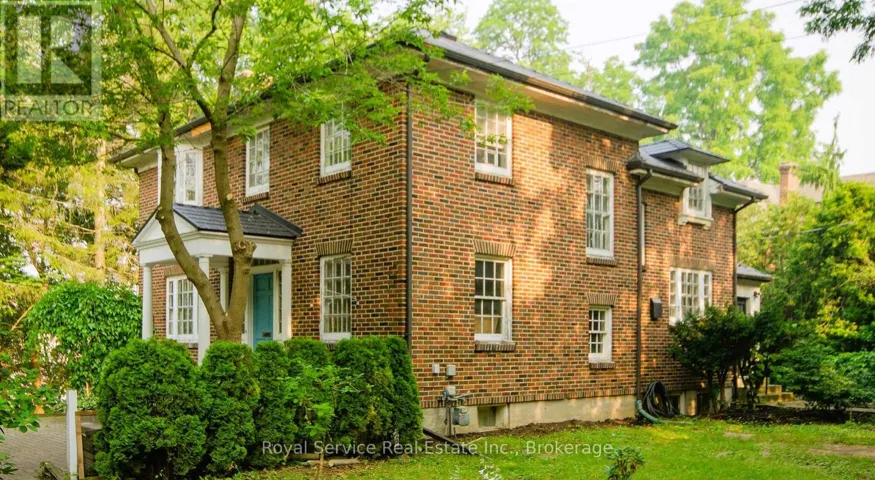 52 KING STREET, Port Hope, Ontario L1A2R5