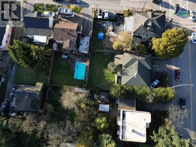 214 SIXTH STREET, New Westminster, British Columbia V3L3A2