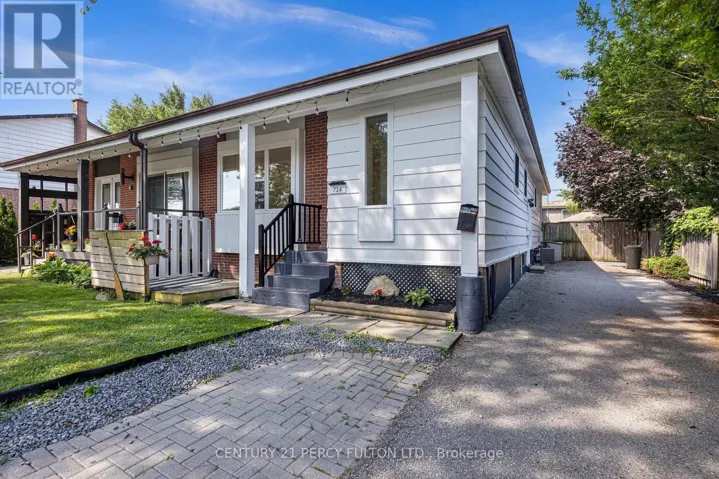 714 LUBLIN AVENUE, Pickering (Bay Ridges), Ontario L1W1Z2