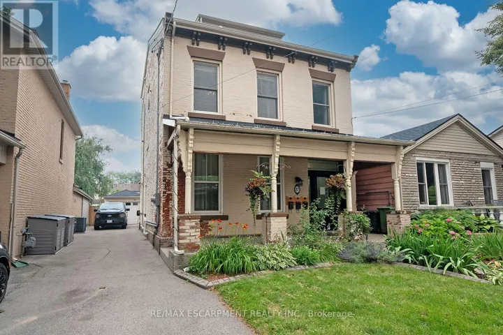2 - 87 COLBOURNE STREET, Hamilton (Central), Ontario L8R2G6
