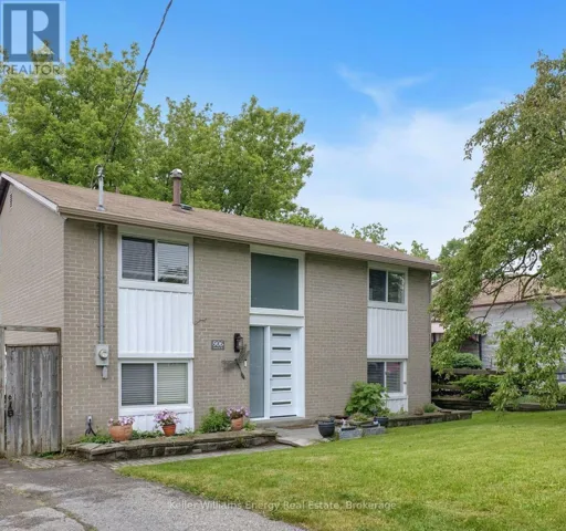 906 CENTRE STREET N, Whitby (Williamsburg), Ontario L1N4V1
