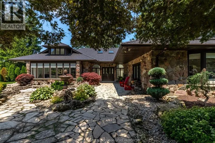 3 Pinecrest ROAD, Chatham, Ontario N7M4H4