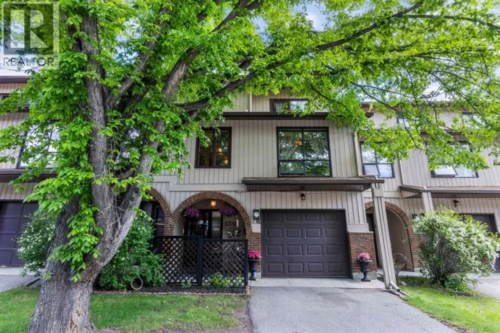 13005 6 Street SW, Calgary, Alberta T2W4J8