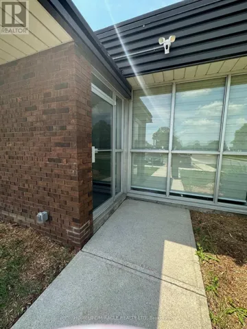 30 B - 2762 SLOUGH STREET, Mississauga (Northeast), Ontario L4T1G3