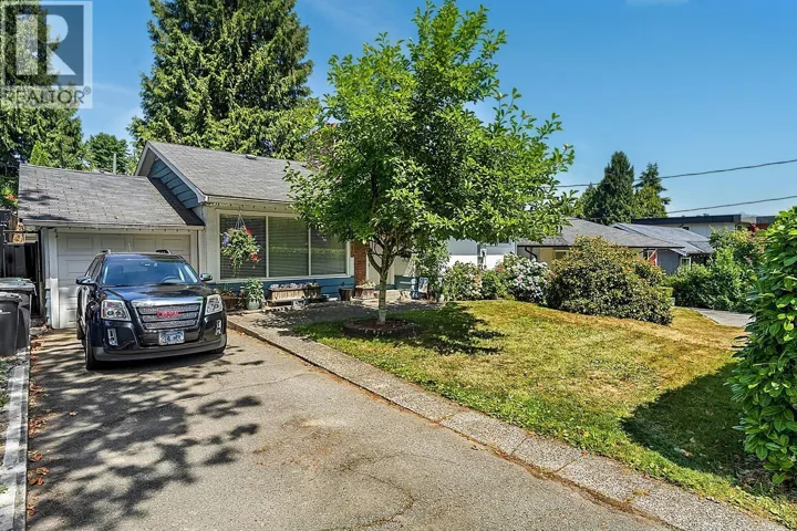 415 E EIGHTH AVENUE, New Westminster, British Columbia V5L4K9
