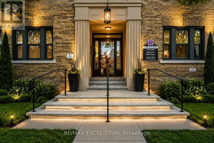 4 - 1 MALLORY GARDENS, Toronto (Yonge-St. Clair), Ontario M4V2A6