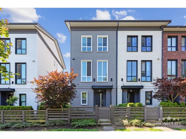 17 15828 27 AVENUE, Surrey, British Columbia V3Z0X4