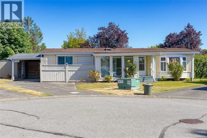 9394 Brookwood Dr, Sidney, British Columbia V8L4H3