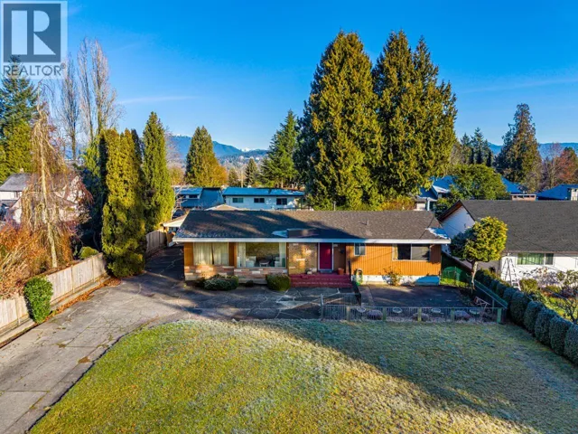 5416 BUCKINGHAM AVENUE, Burnaby, British Columbia V5E2A1