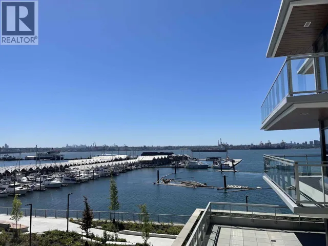 407 785 HARBOUR WAY, North Vancouver, British Columbia V7P0G3