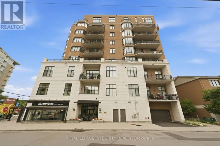 802 - 420 BERKLEY AVENUE, Ottawa, Ontario K2A4H5