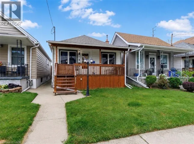 237 PALING Avenue, Hamilton, Ontario L8H5J8