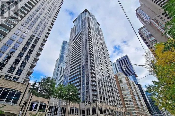 310 - 761 BAY STREET, Toronto (Bay Street Corridor), Ontario M5G2R2