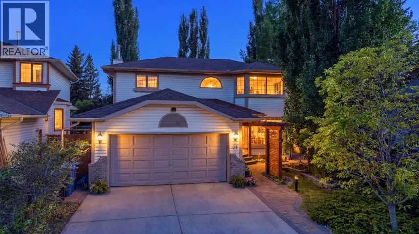 138 Shannon Hill SW, Calgary, Alberta T2Y2Y8
