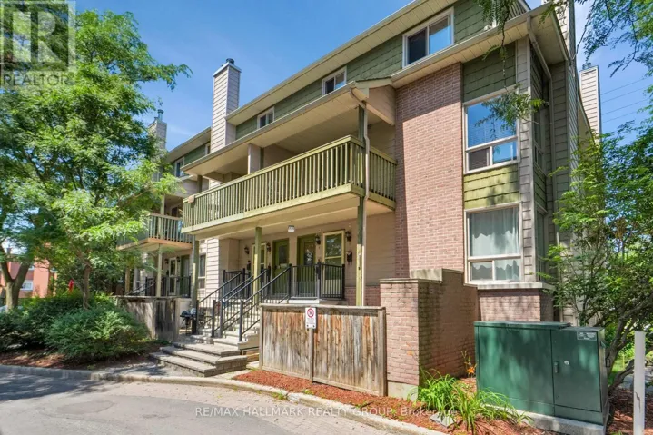 3 - 268 PRESLAND ROAD, Ottawa, Ontario K1K2B8