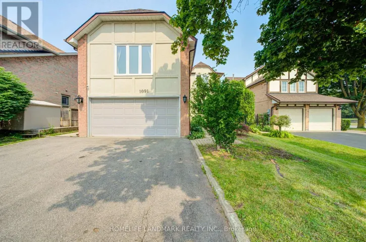 1091 QUEENS AVENUE, Oakville (CP College Park), Ontario L6H4K9