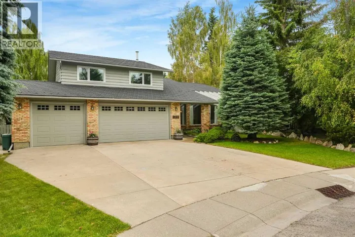 9144 Oakmount Drive SW, Calgary, Alberta T2V4X7