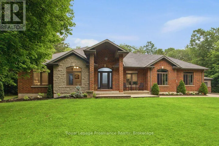 52 OAK RIDGE DRIVE, Quinte West (Sidney Ward), Ontario K0K3E0