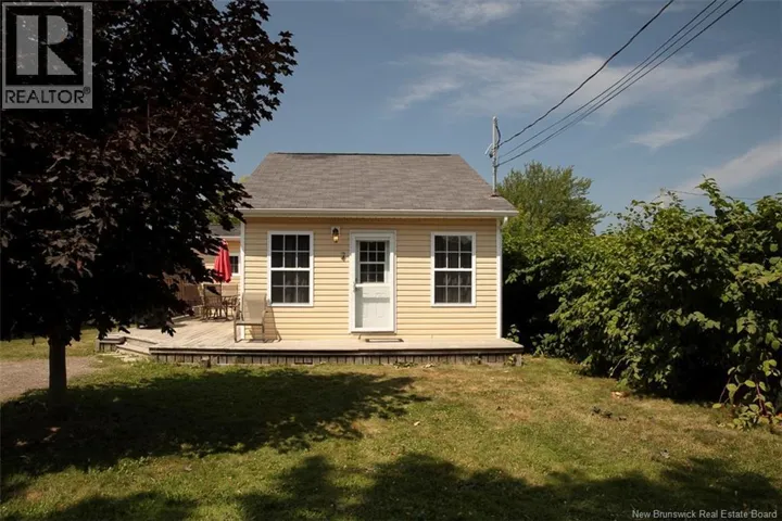7 Jarvis Street, Pointe-Du-Chêne, New Brunswick E4P4M6