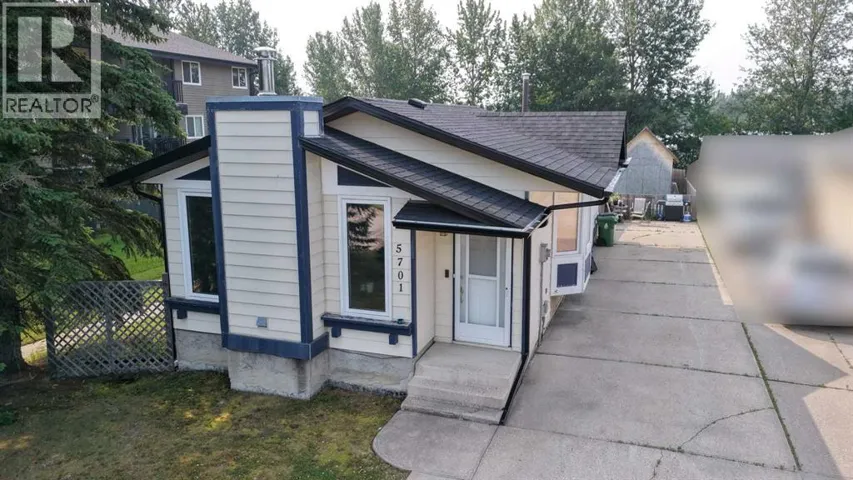 5701 9 Avenue, Edson, Alberta T7E1J4