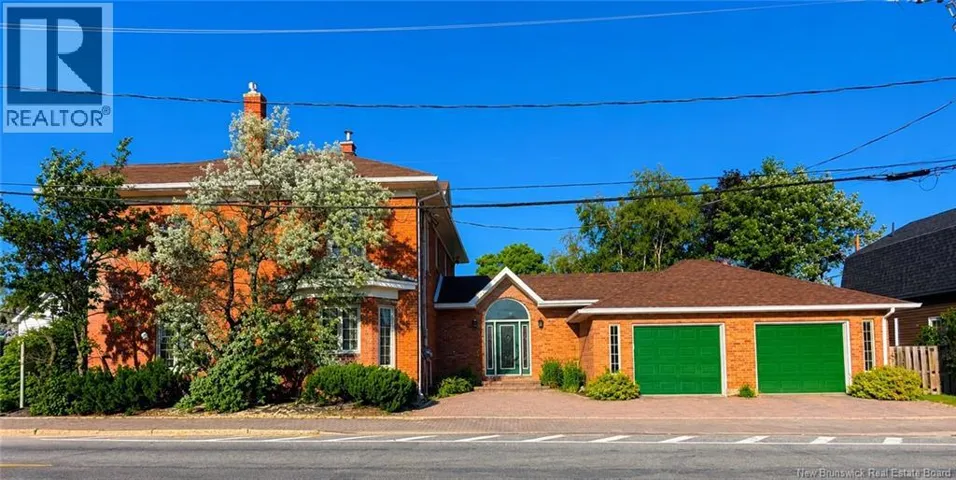 102 St. George, Bathurst, New Brunswick E2A1B5