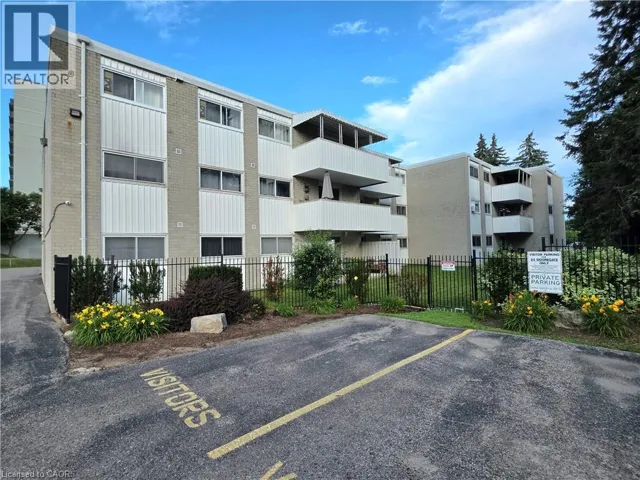 24 MOOREGATE Crescent Unit# 103, Kitchener, Ontario N2M2G1