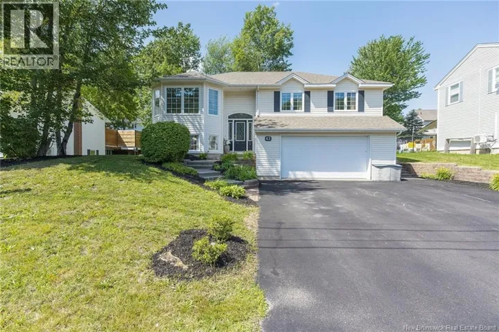 43 Morewood, Moncton, New Brunswick E1A6L8