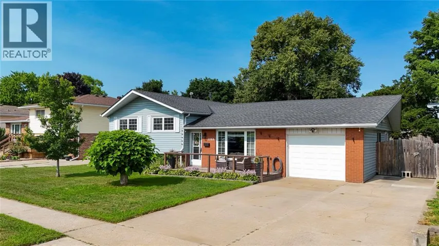 1309 INDIAN ROAD, Sarnia, Ontario N7V4C6