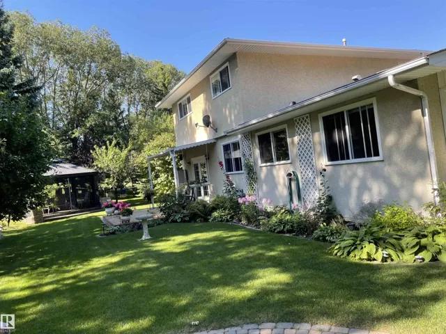 205 MANOR CO NW, Sherwood Park, Alberta T8A0S8