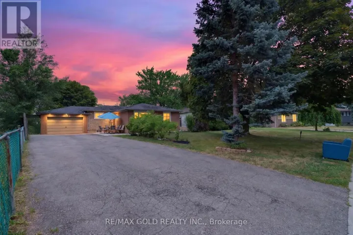 32 DUNBLAINE CRESCENT, Brampton (Southgate), Ontario L6T3H2