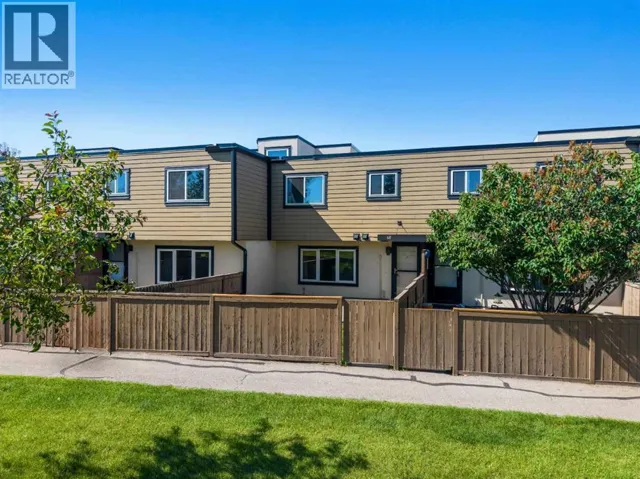 40, 3809 45 Street SW, Calgary, Alberta T3E3H4