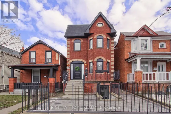 UNIT 4 - 1201 DOVERCOURT ROAD, Toronto (Wychwood), Ontario M6H2Y1