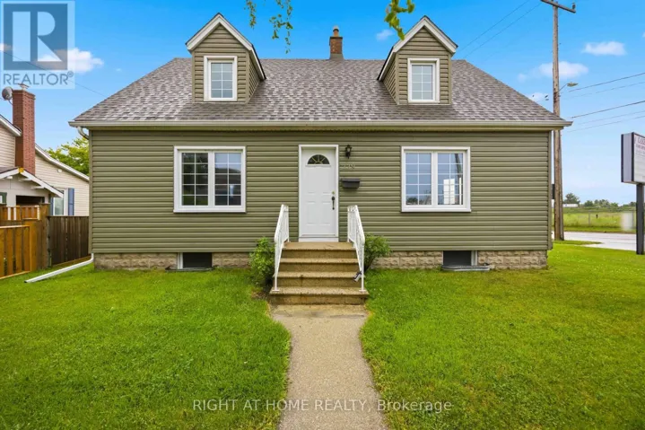 229 WATER STREET, Sarnia, Ontario N7T5T4