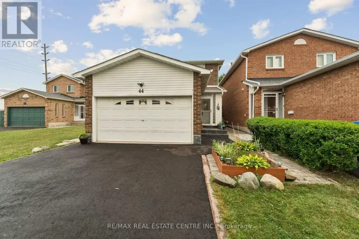 44 ADAM STREET, Brampton (Heart Lake West), Ontario L6Z2R9