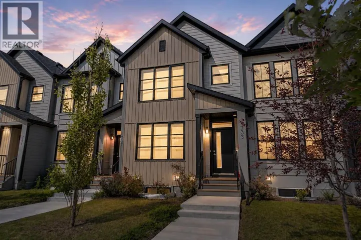 733 South Point Gate SW, Airdrie, Alberta T4B5H7