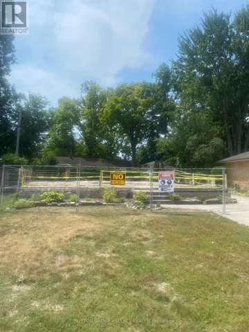 17 ARCADIA CRESCENT, London East (East O), Ontario N5W1P5