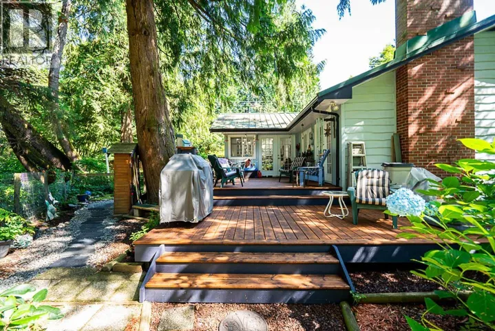 22592 132 AVENUE, Maple Ridge, British Columbia V4R2R2
