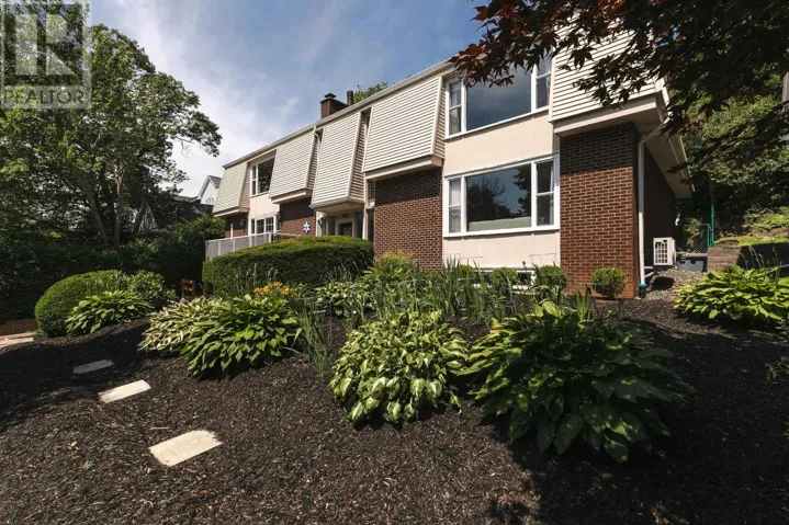 6201 Regina Terrace, Halifax, Nova Scotia B3H1N4