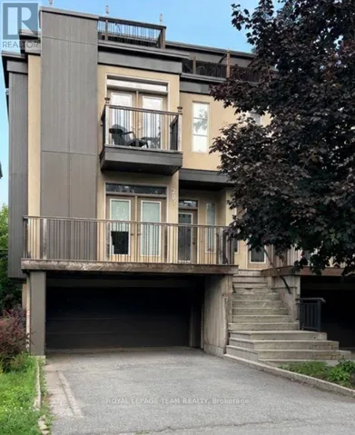 287 KIRCHOFFER AVENUE, Ottawa, Ontario K2A1Y1