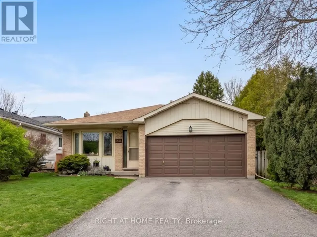 505 LONDON ROAD, Newmarket (Bristol-London), Ontario L3Y6E4