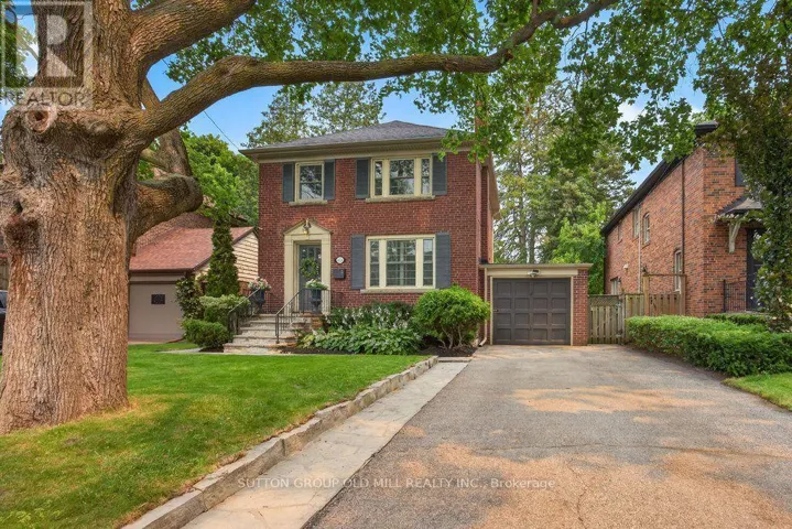 122 STRATH AVENUE, Toronto (Kingsway South), Ontario M8X1R5