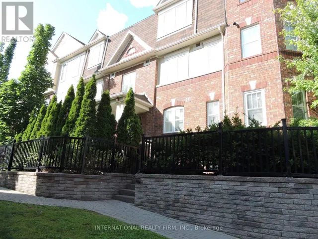 5 - 710 NEIGHBOURHOOD CIRCLE, Mississauga (Cooksville), Ontario L5B0B4