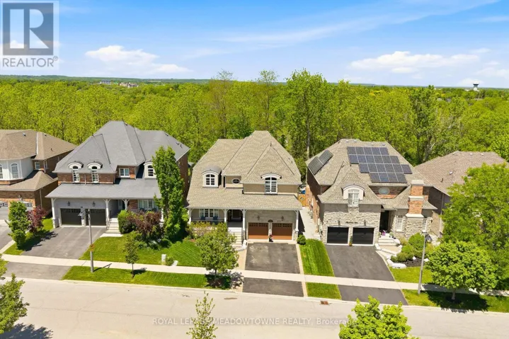 298 EATON STREET, Halton Hills (Georgetown), Ontario L7G6N7