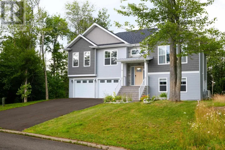 74 England Circle, Charlottetown, Prince Edward Island C1E1W9